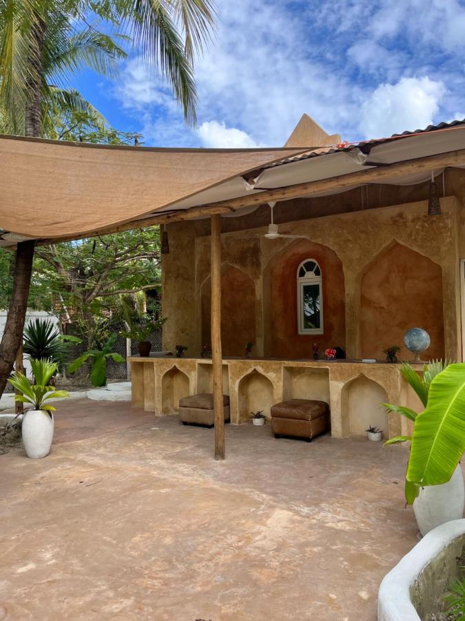 Karanga Bungalows Michamvi Kültér fotó